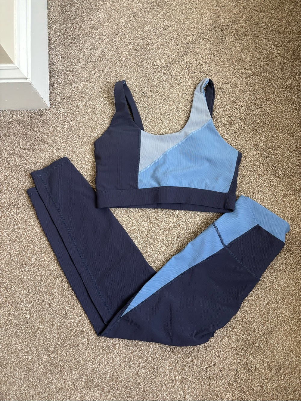 Wilo the Label Colorblock Blue Matching Set